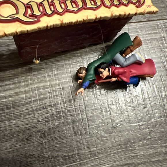 Hallmark Keepsake Ornament Quidditch Season Harry Potter Christmas 2002 Movement - Picture 12 of 13